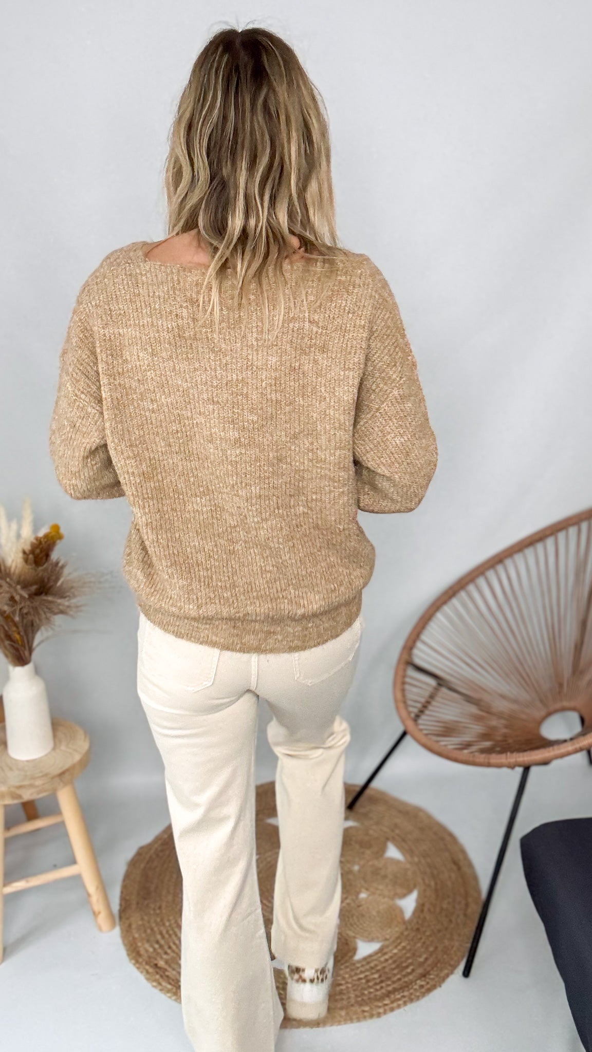 maille pull camel col V 