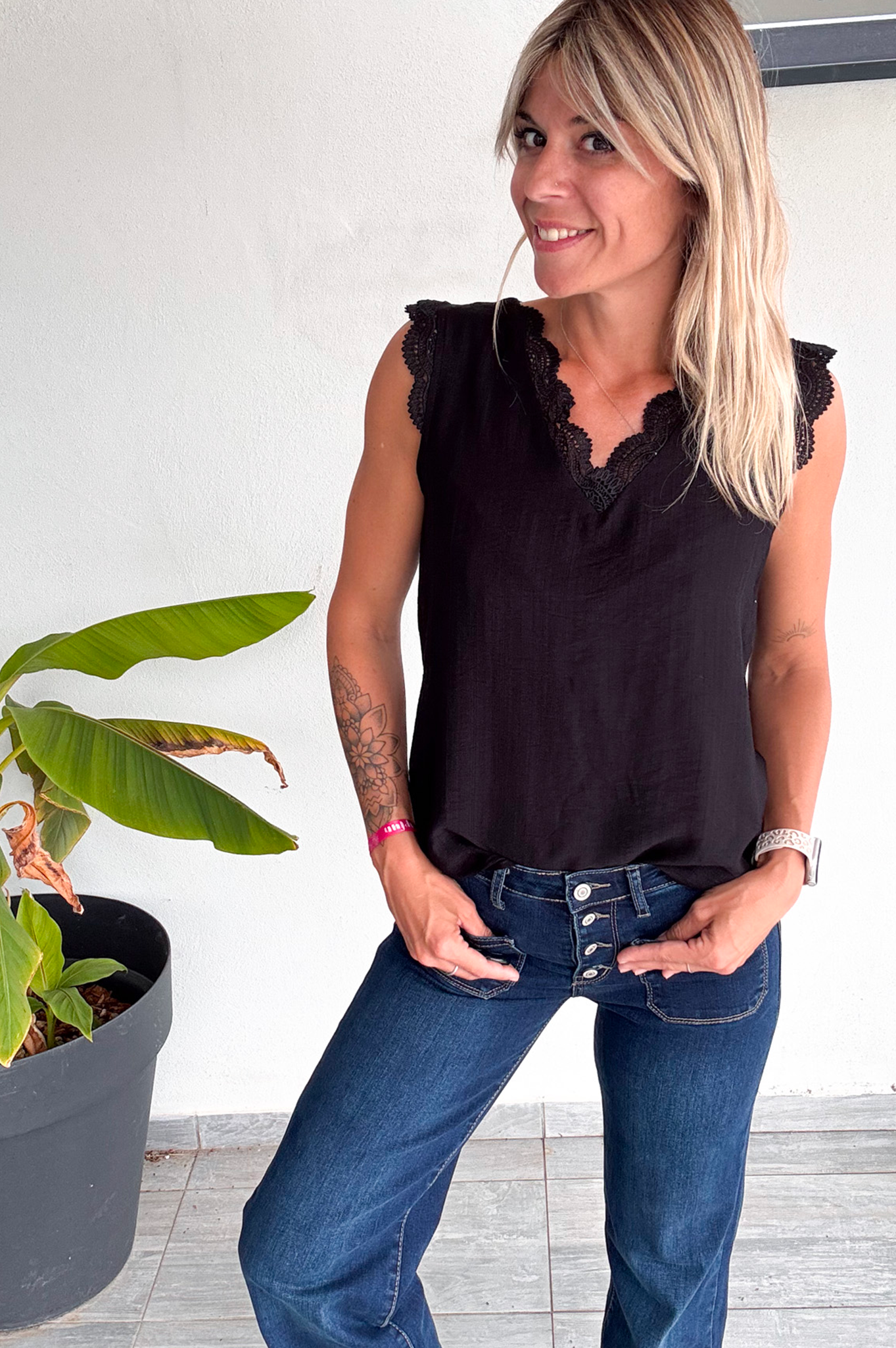 Débardeur noir petite dentelles la boutique de lydie
