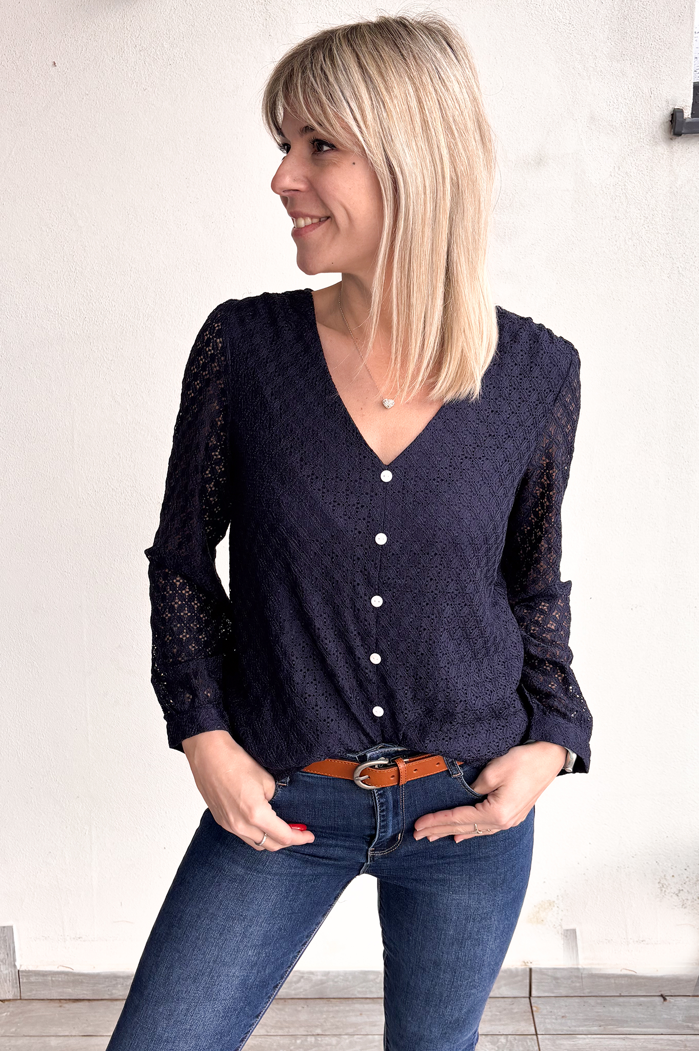 Blouse marine avec broderie la boutique de lydie