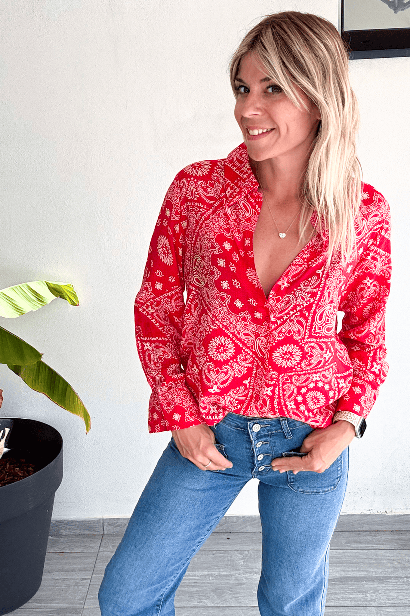 Chemise légère fluide rouge à motifs