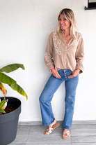 Chemise coton taupe avec broderie