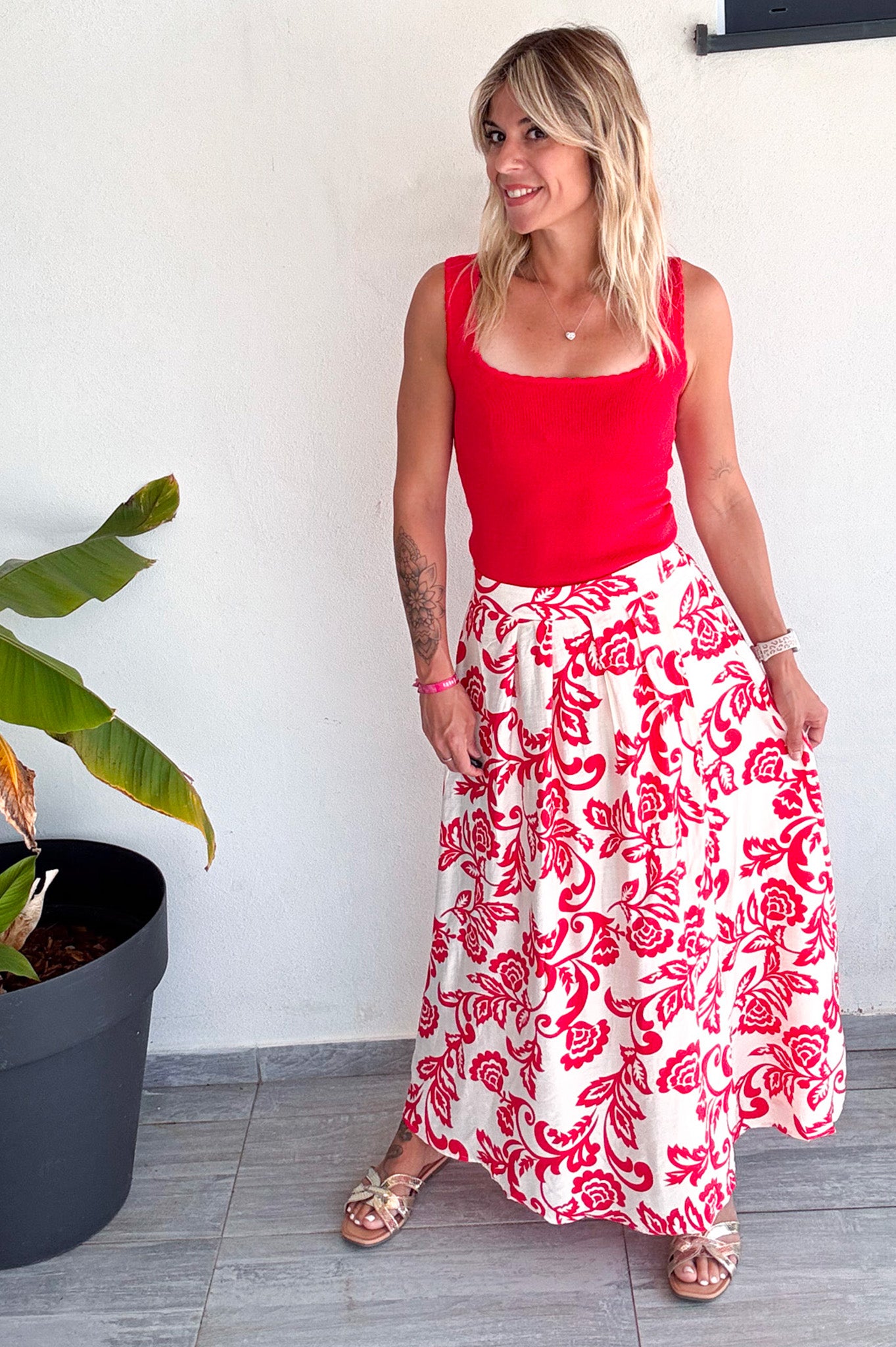 Jupe longue écru motifs rouge