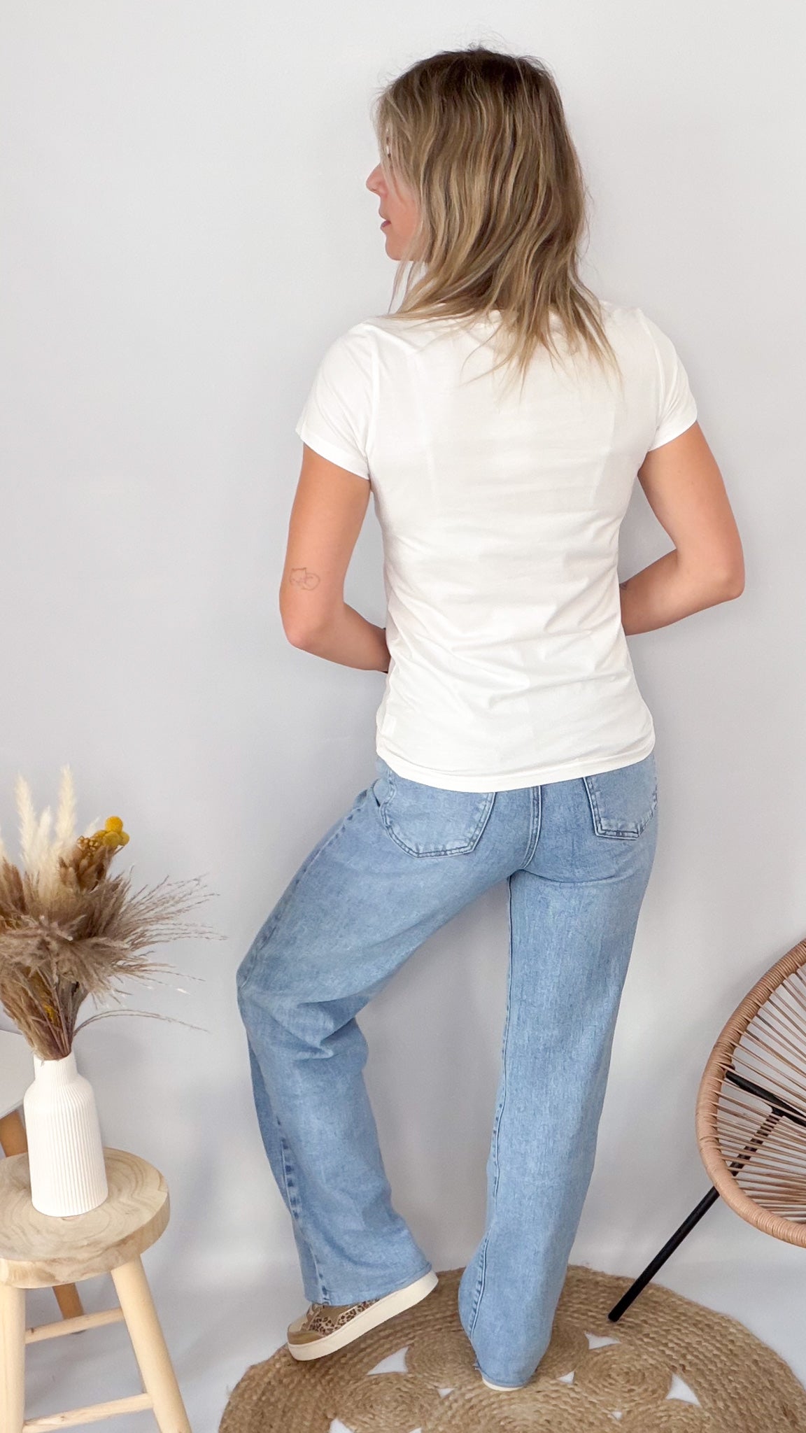 T-shirt blanc brodé Oohlala rose la boutique de lydie