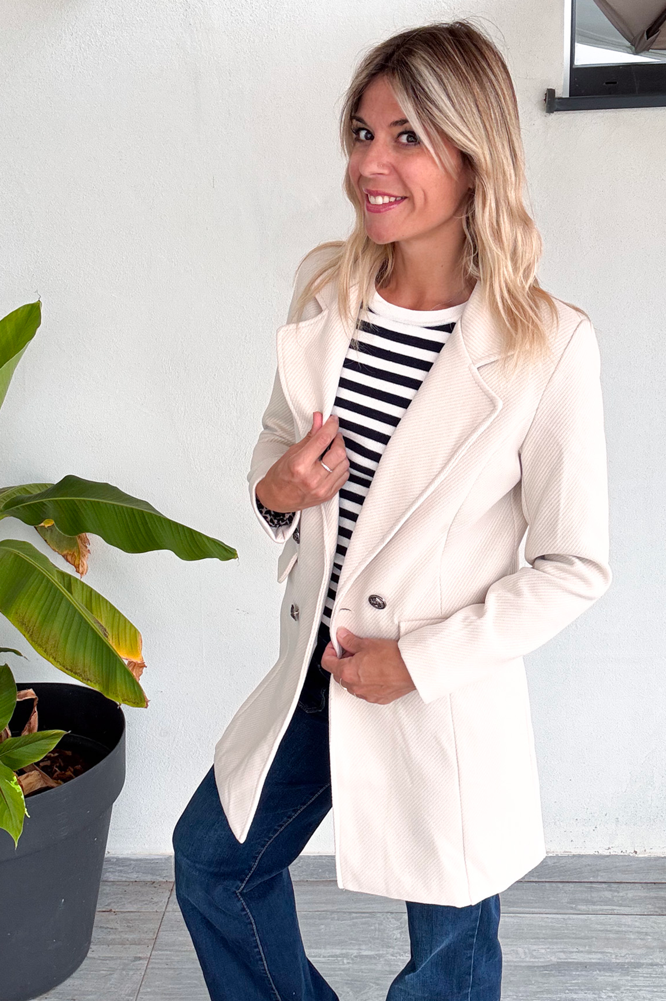 Manteau beige mi long, 4 boutons femme