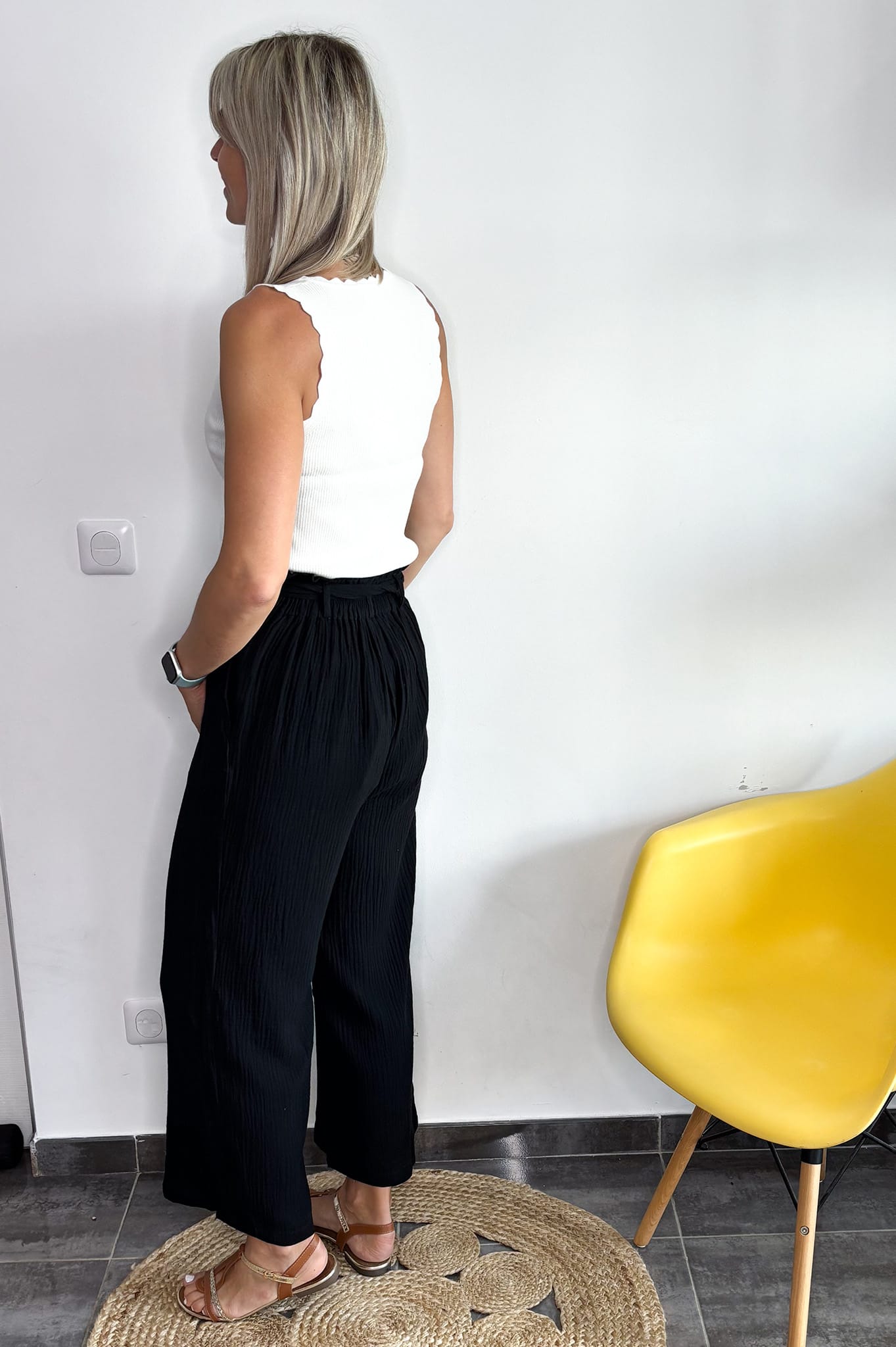 Pantalon noir en gaz de coton