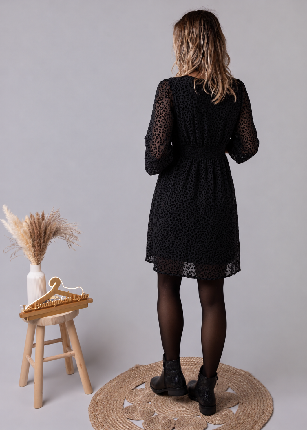 Robe manches longues noire leopard la boutique de lydie 