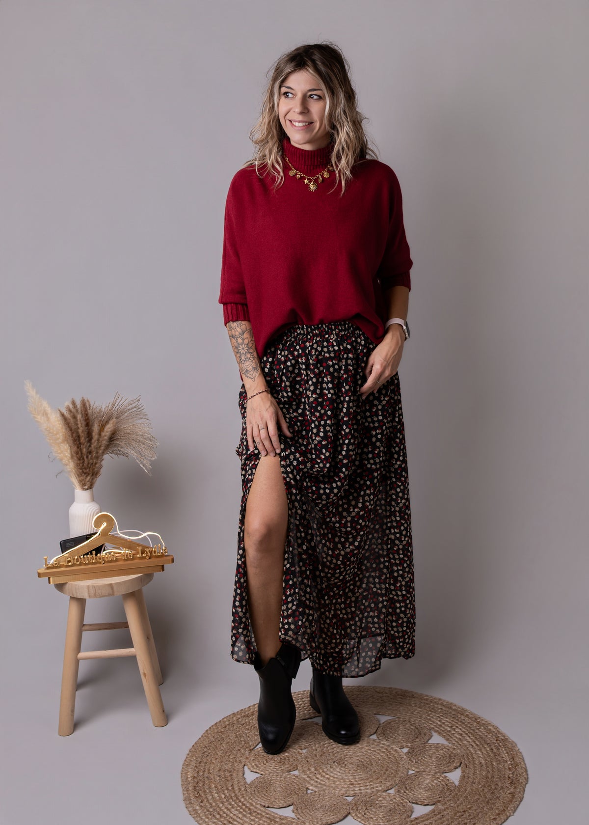 Pull col roulé en maille douce bordeaux