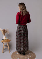 Jupe longue fleurie fendue noire