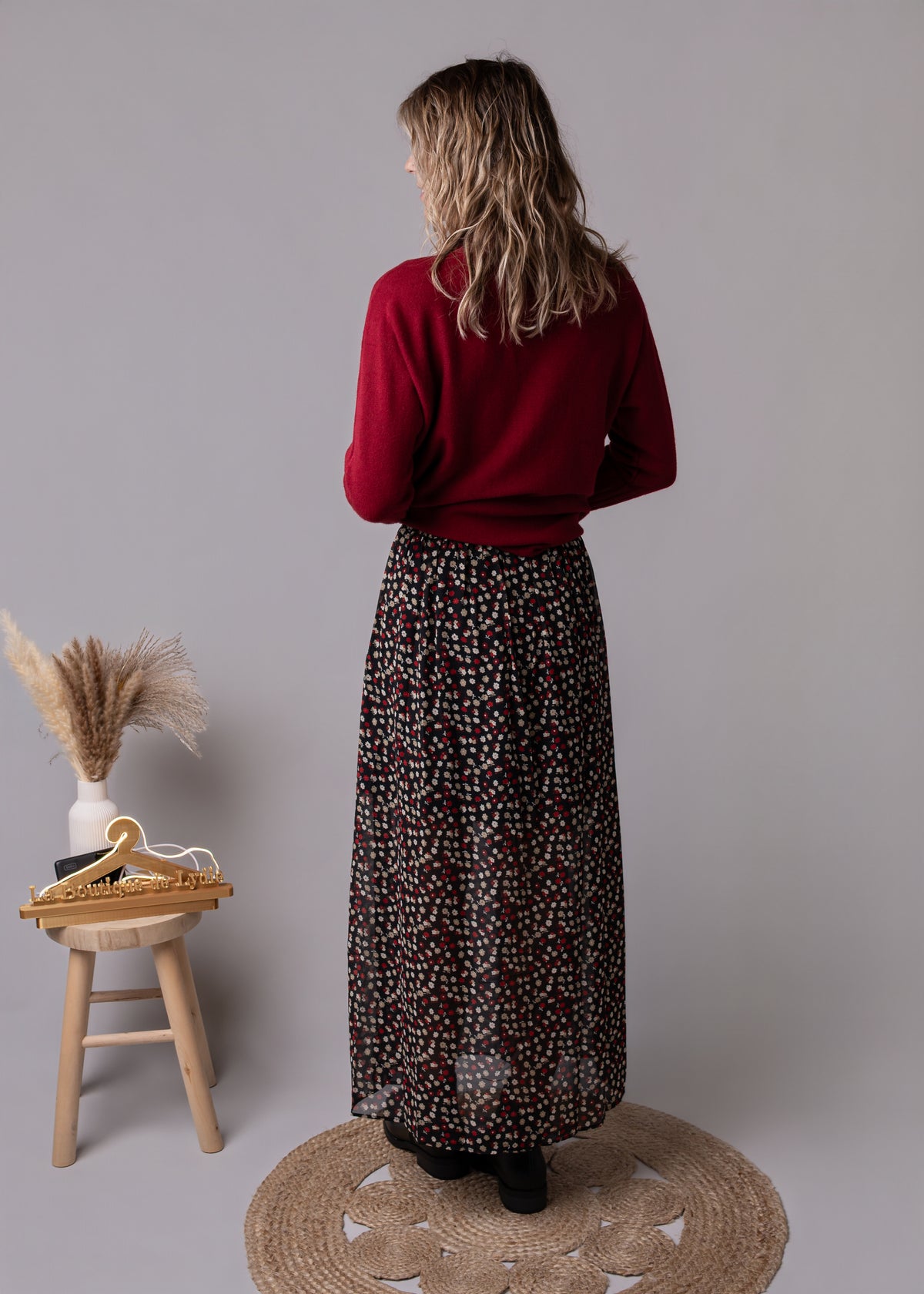 Jupe longue fleurie fendue noire