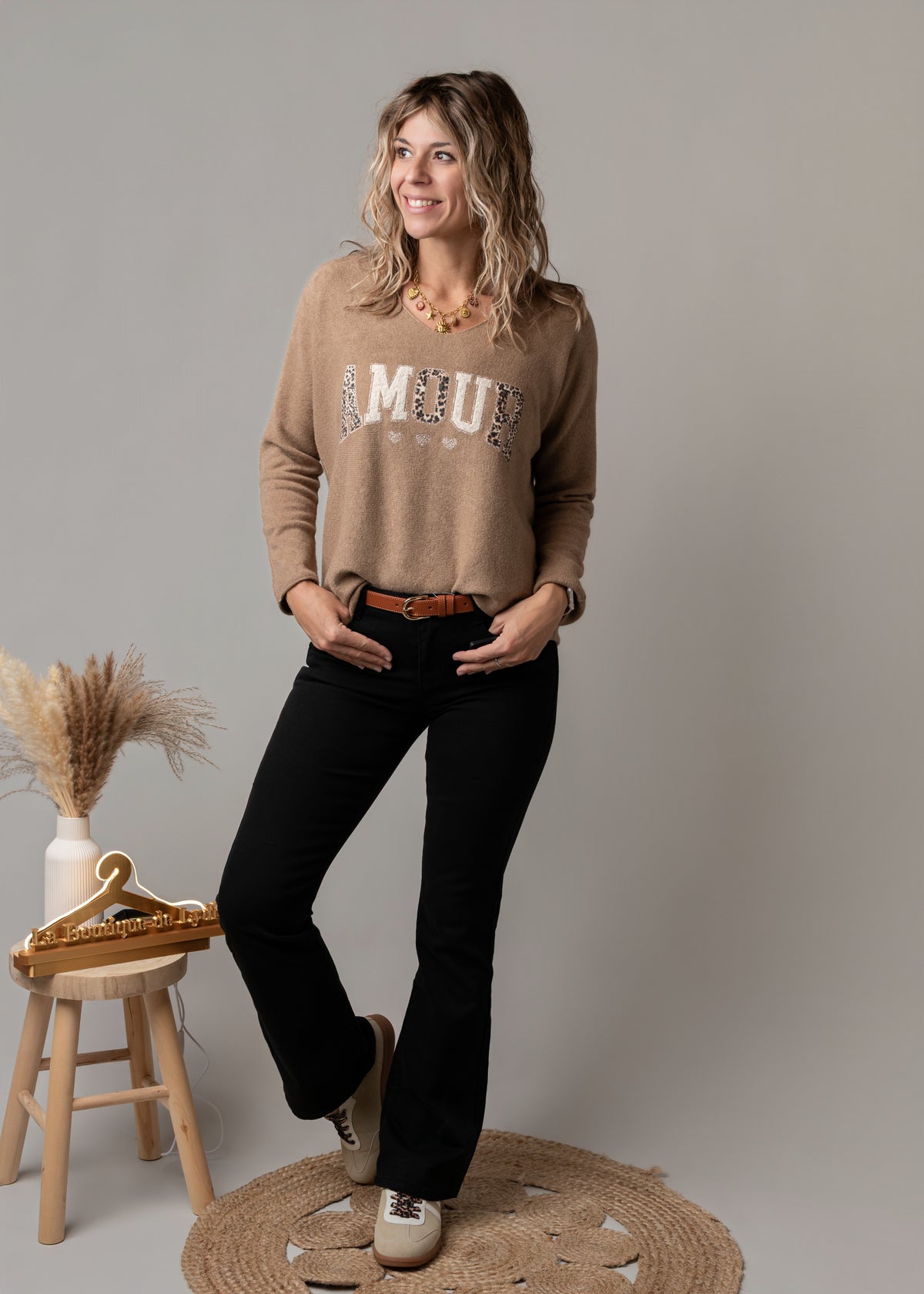 Pantalon flare noir Romy la boutique de lydie