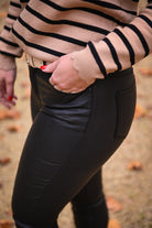 Pantalon skinny enduit noir - La Boutique de Lydie 34