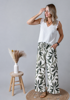 Pantalon Fluide Tropical Kaki & Écru la boutique de lydie