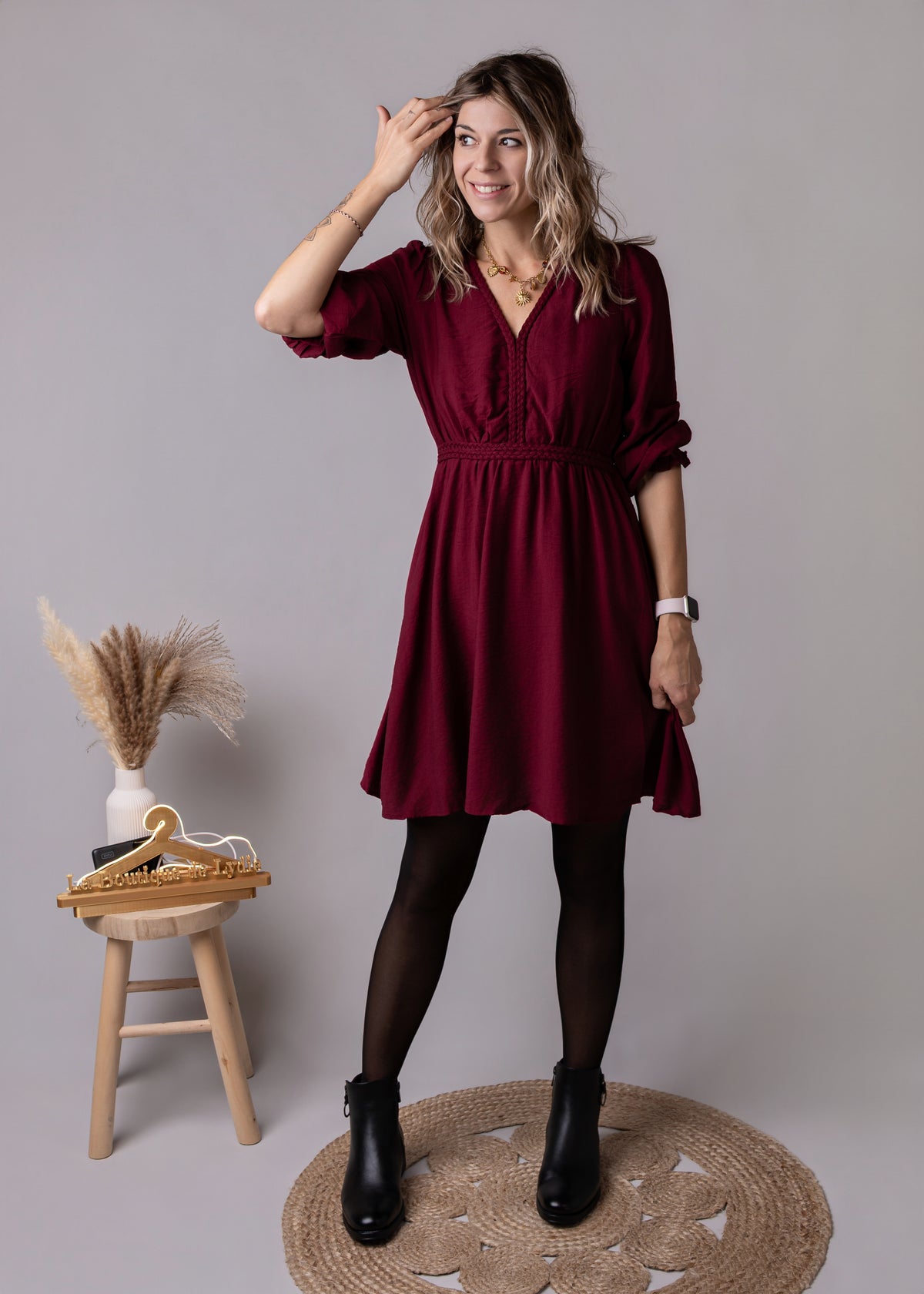 Robe courte bordeaux manches longues