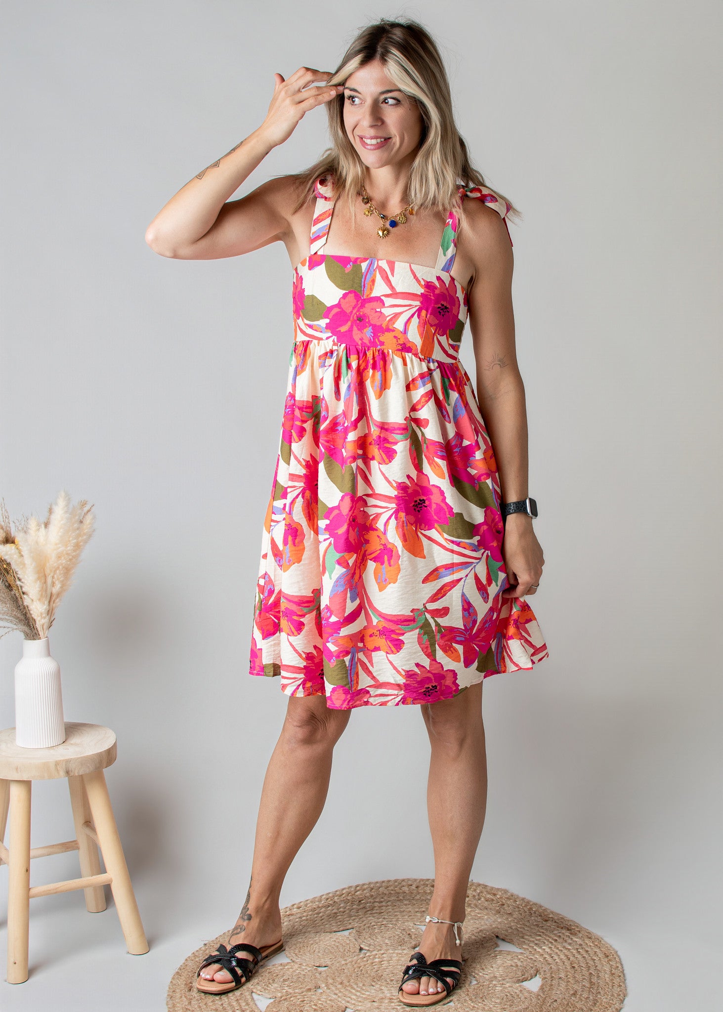 Robe Courte Fleurie Fuchsia LA BOUTIQUE DE LYDIE 