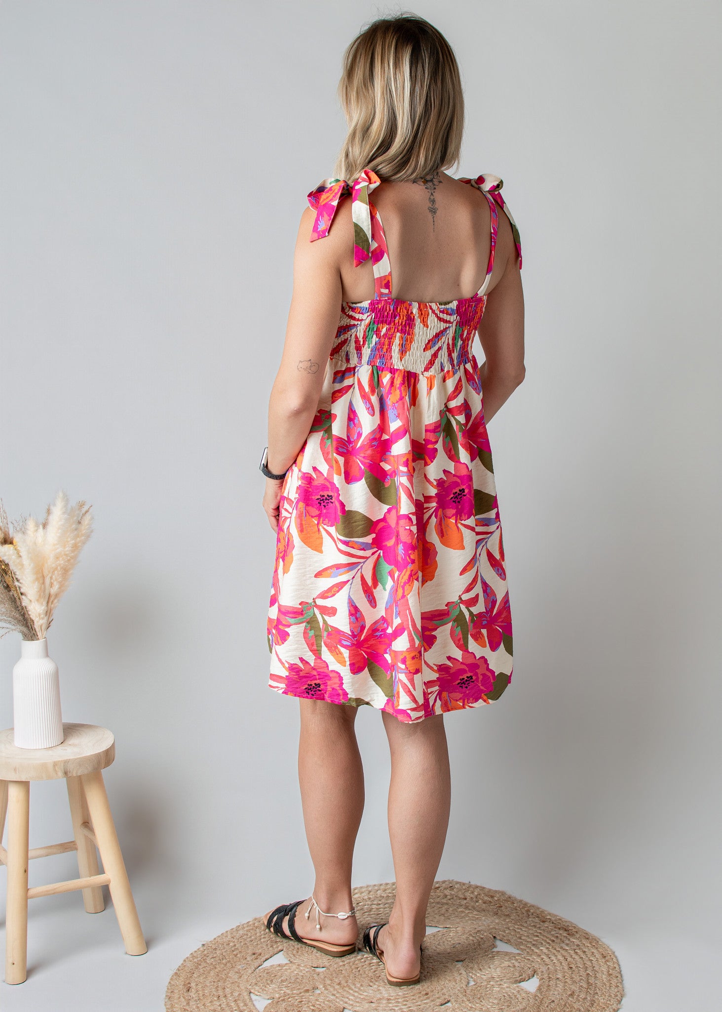 Robe Courte Fleurie Fuchsia