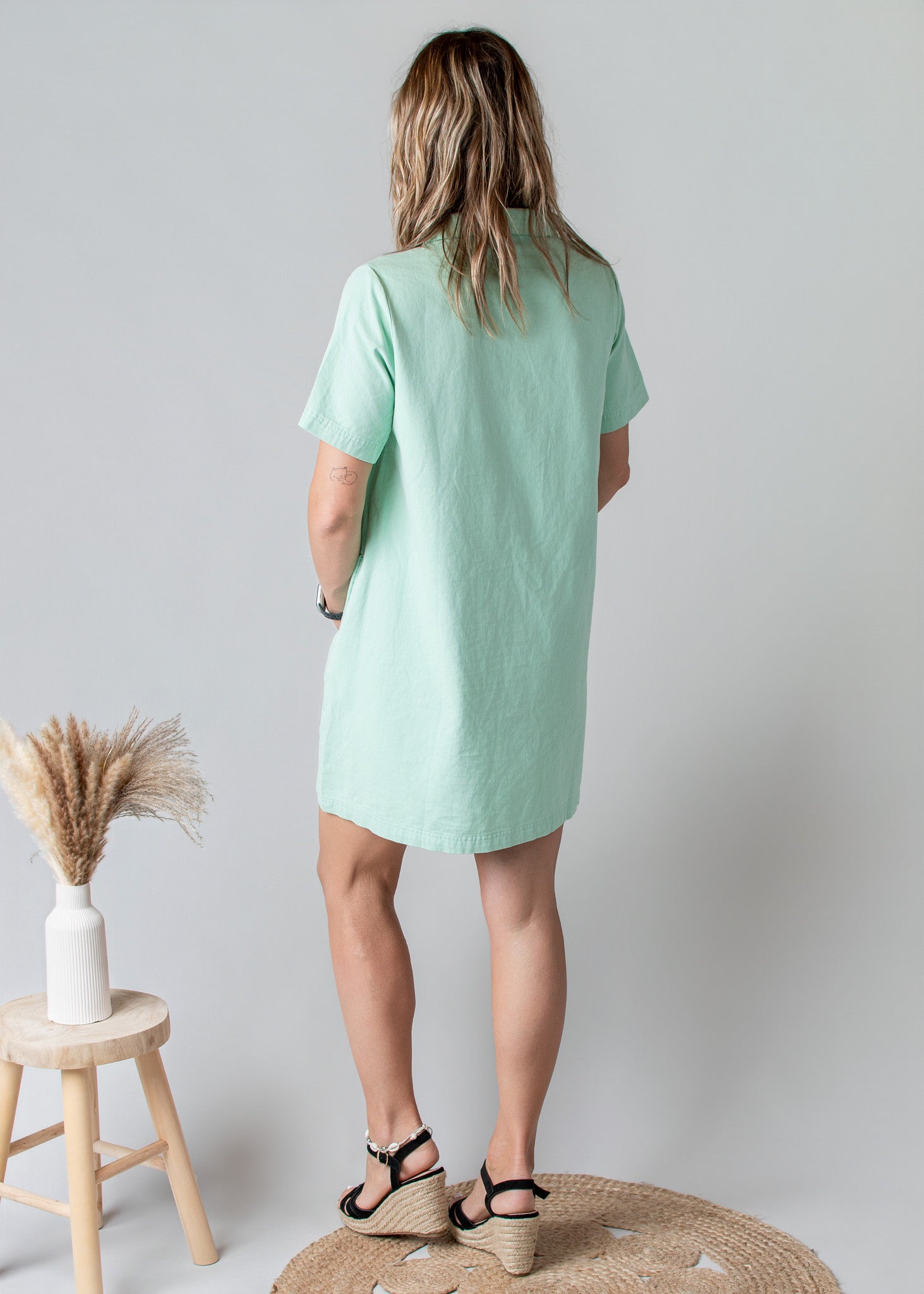Robe Droite Coton Vert d'Eau Col V Style Denim 