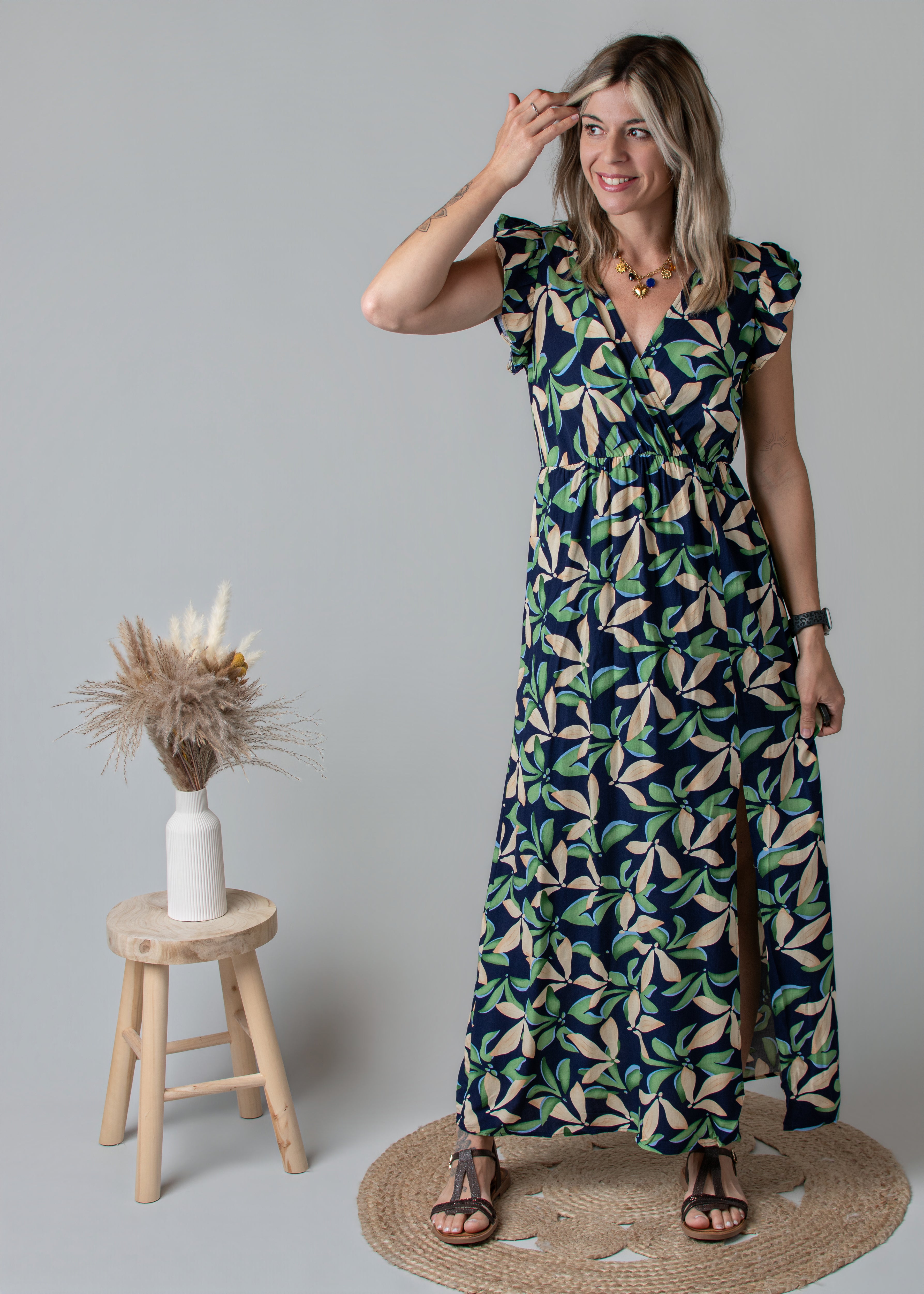 Robe longue fleurie vert et marine