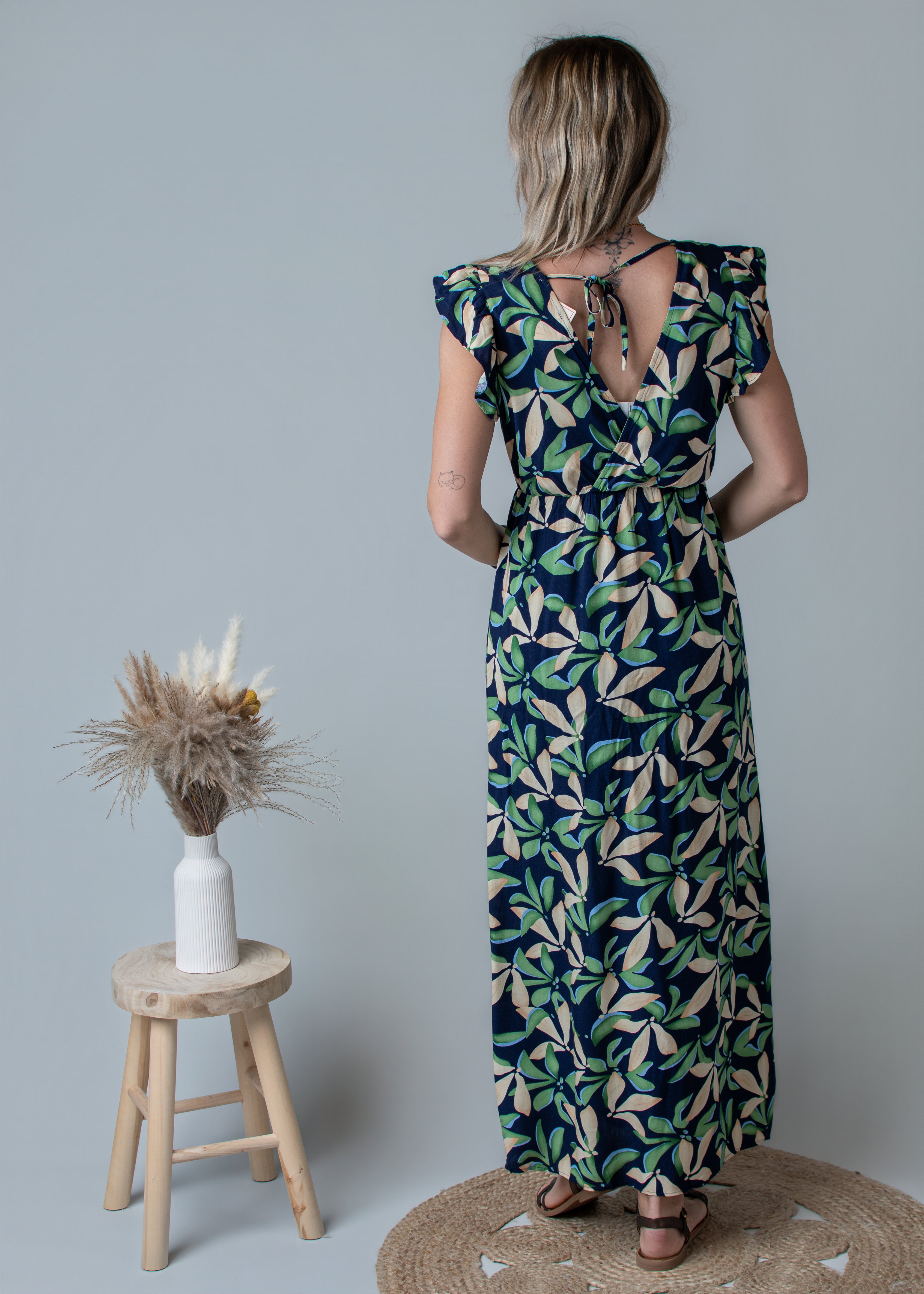 Robe longue fleurie vert et marine