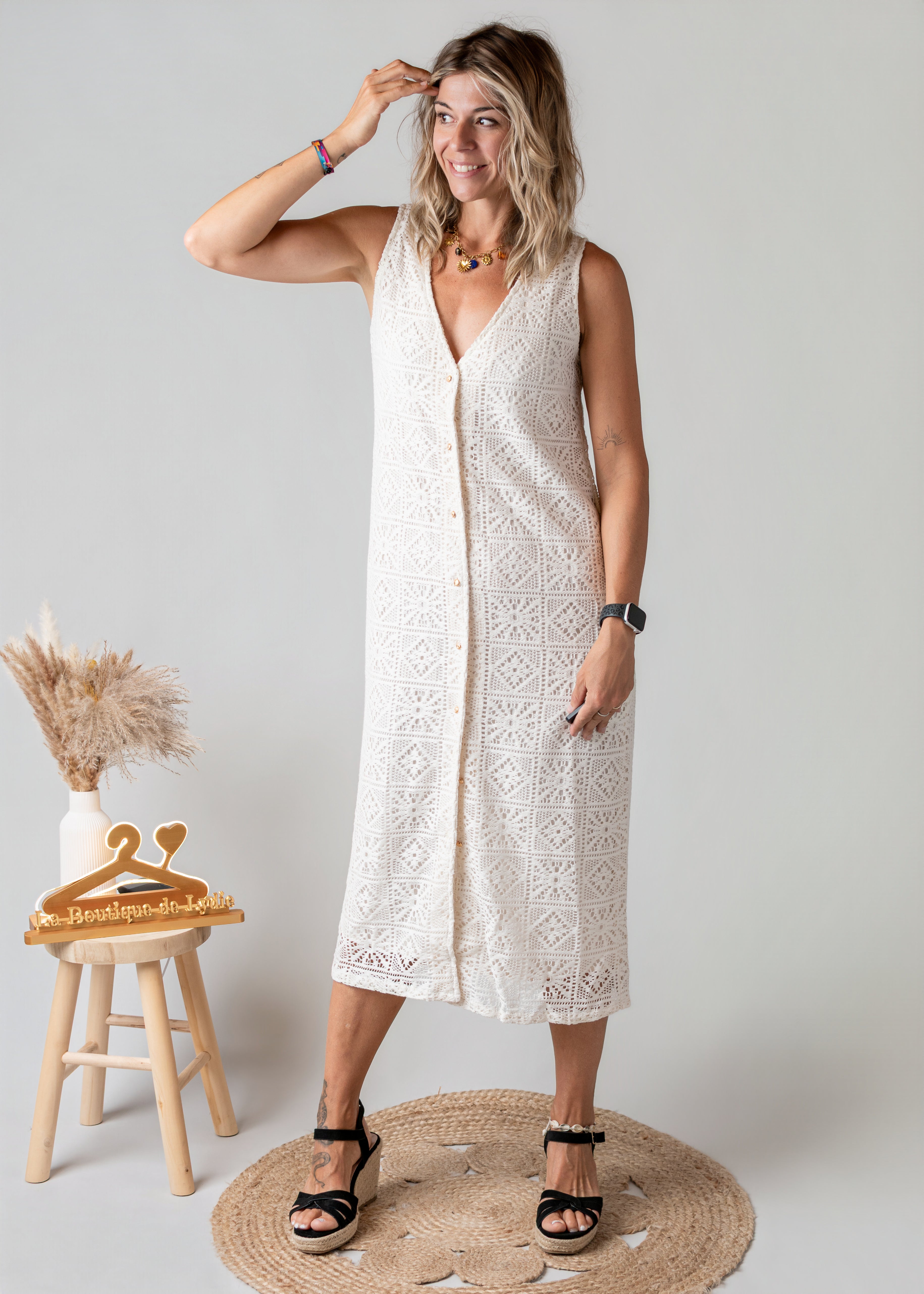 Robe longue en crochet écru
