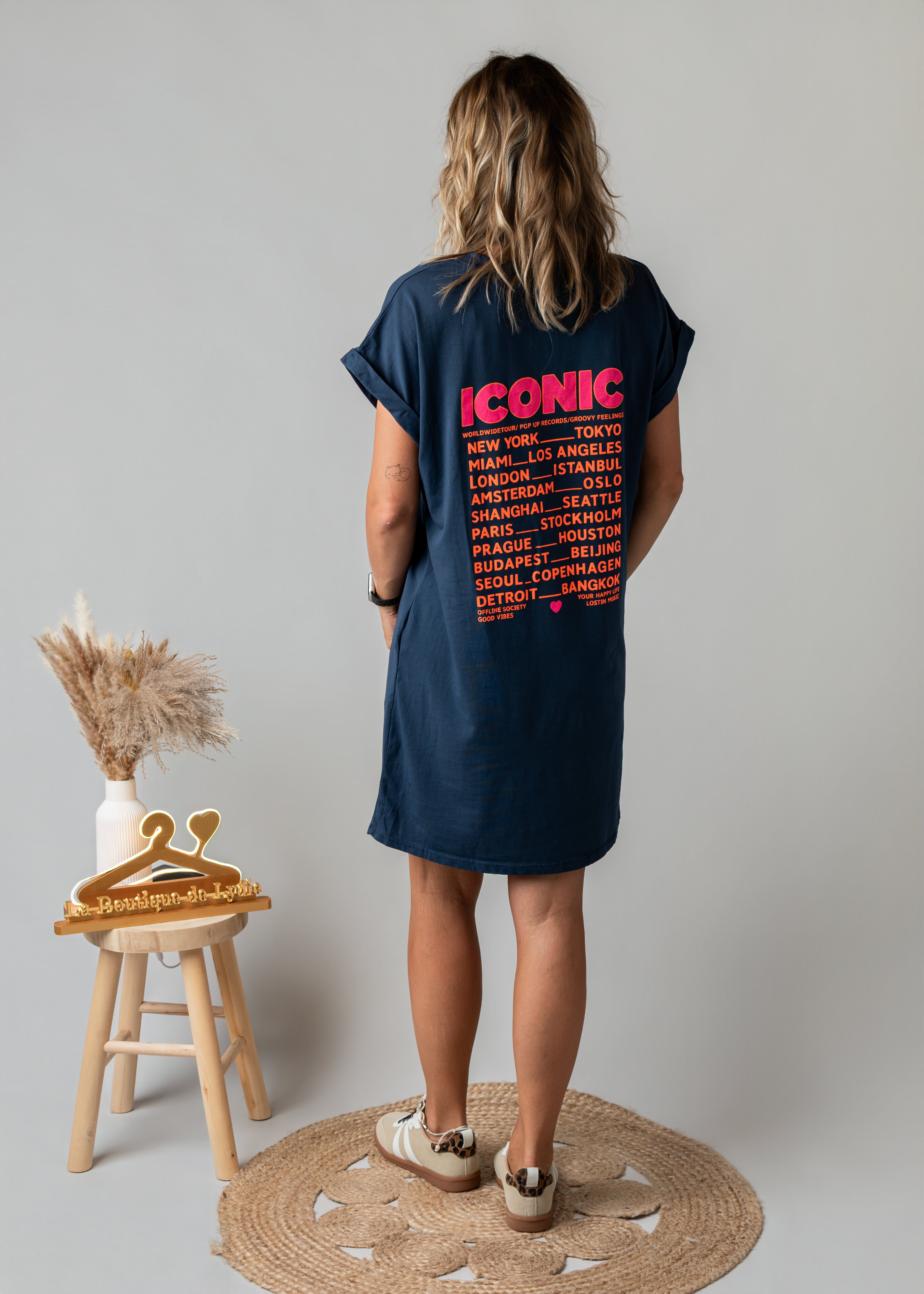Robe courte t-shirt marine Iconic