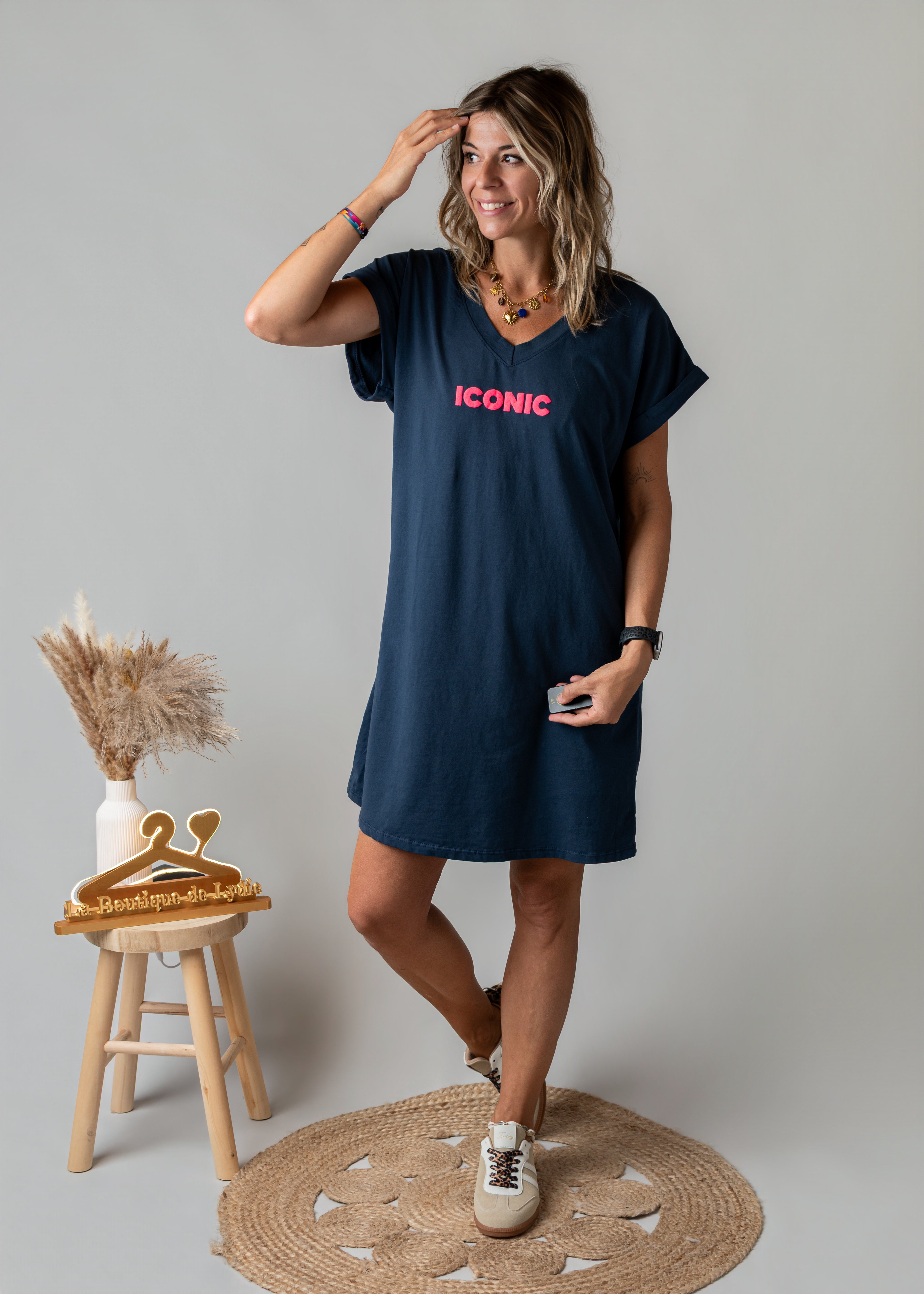 Robe courte t-shirt marine Iconic