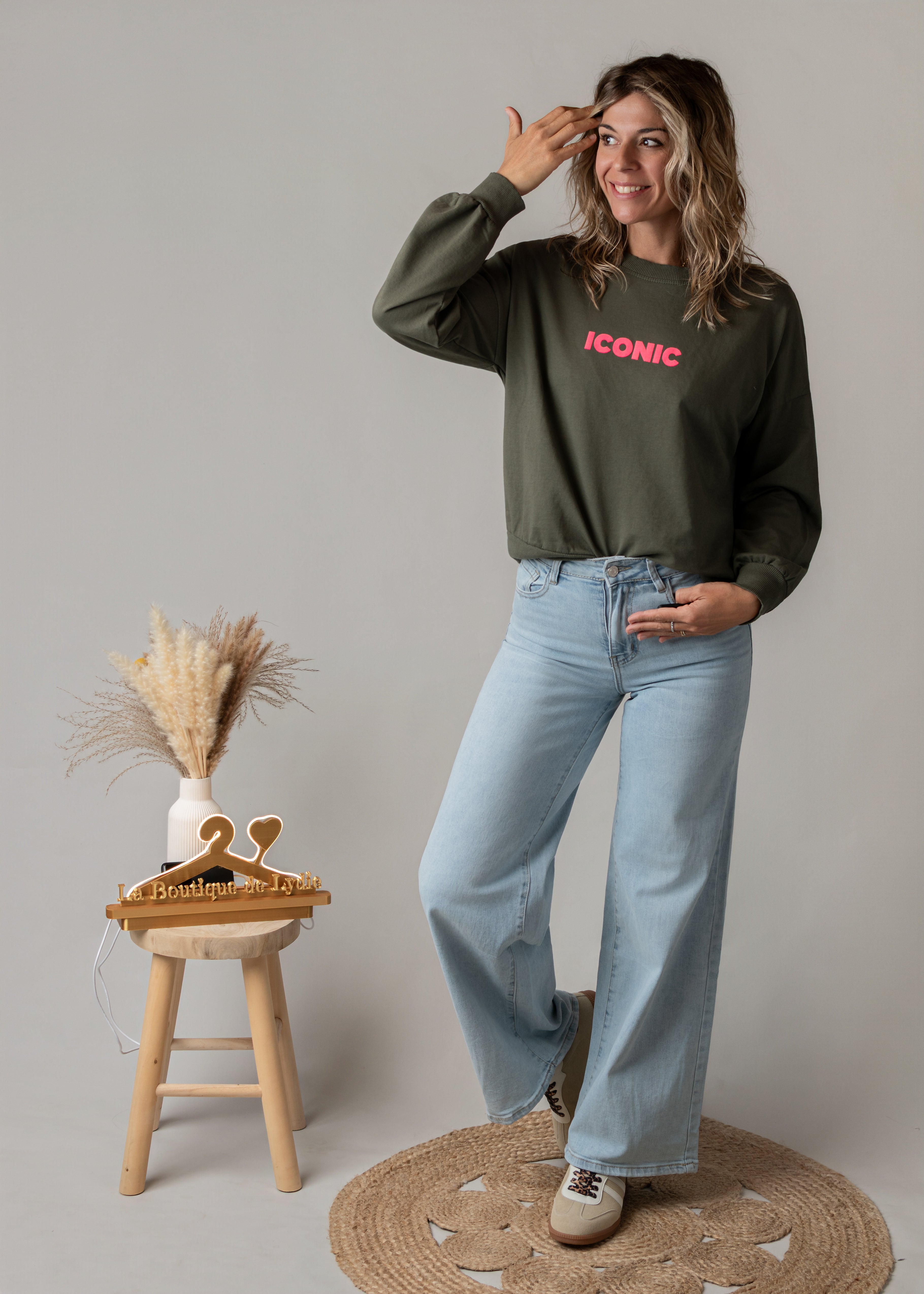 Sweat fin kaki Iconic