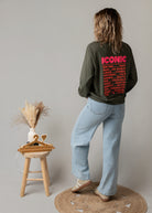 Sweat fin kaki Iconic