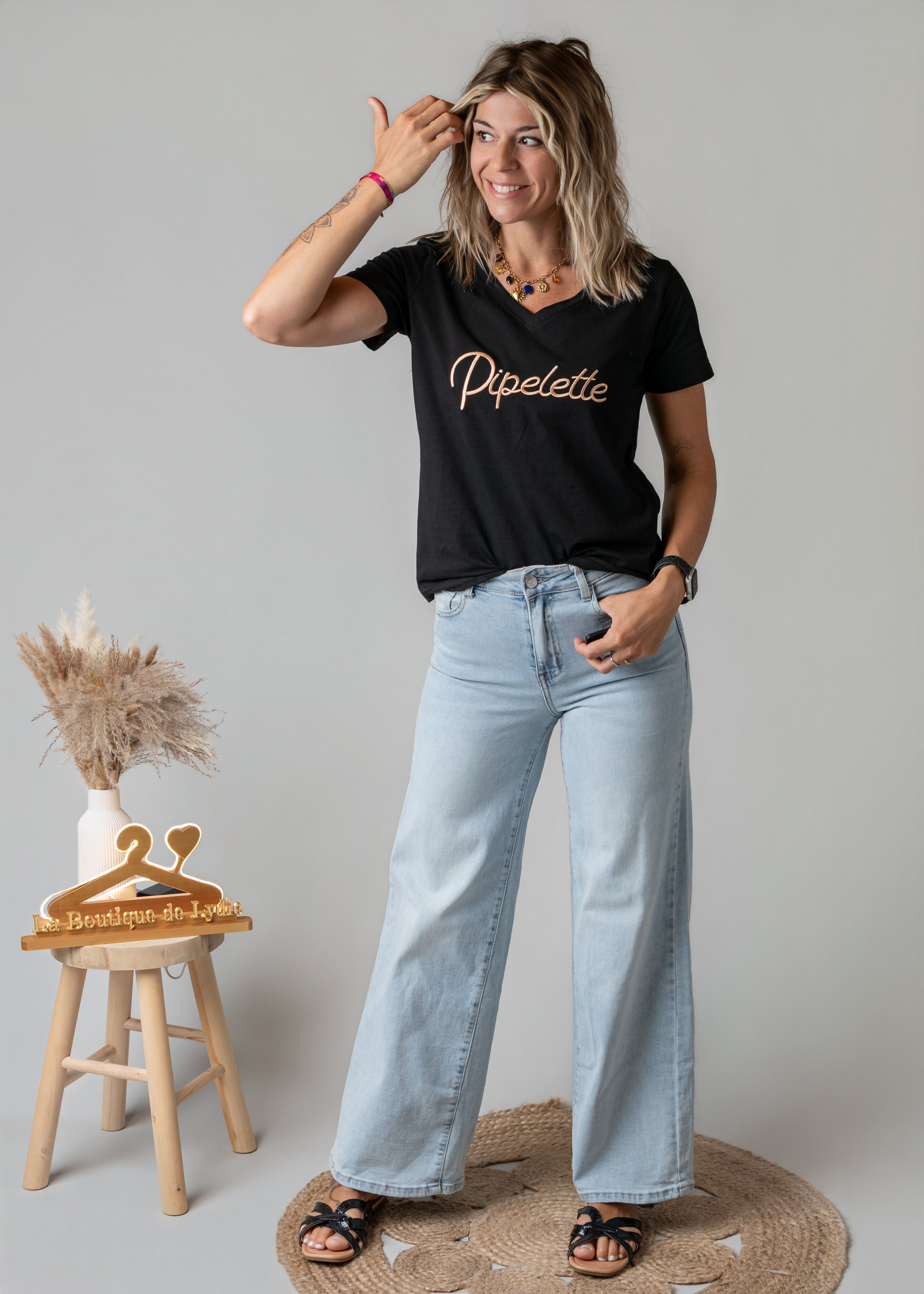 T-shirt noir brodé Pipelette doré