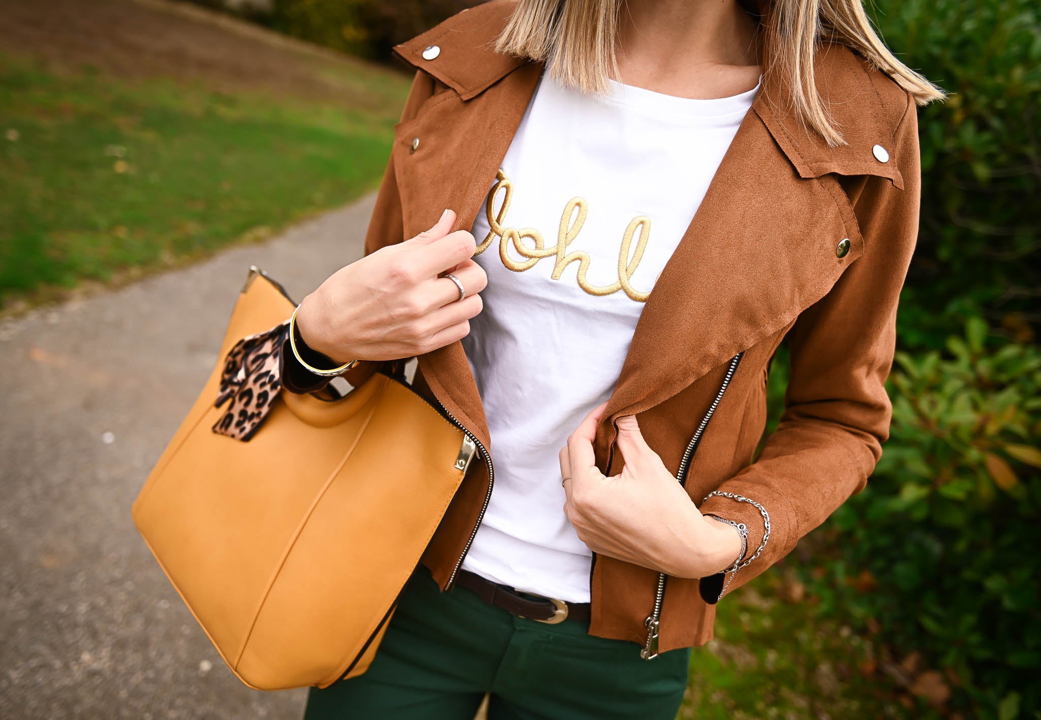 T-shirt Oohlala Blanc brodé doré - La Boutique de Lydie S/M