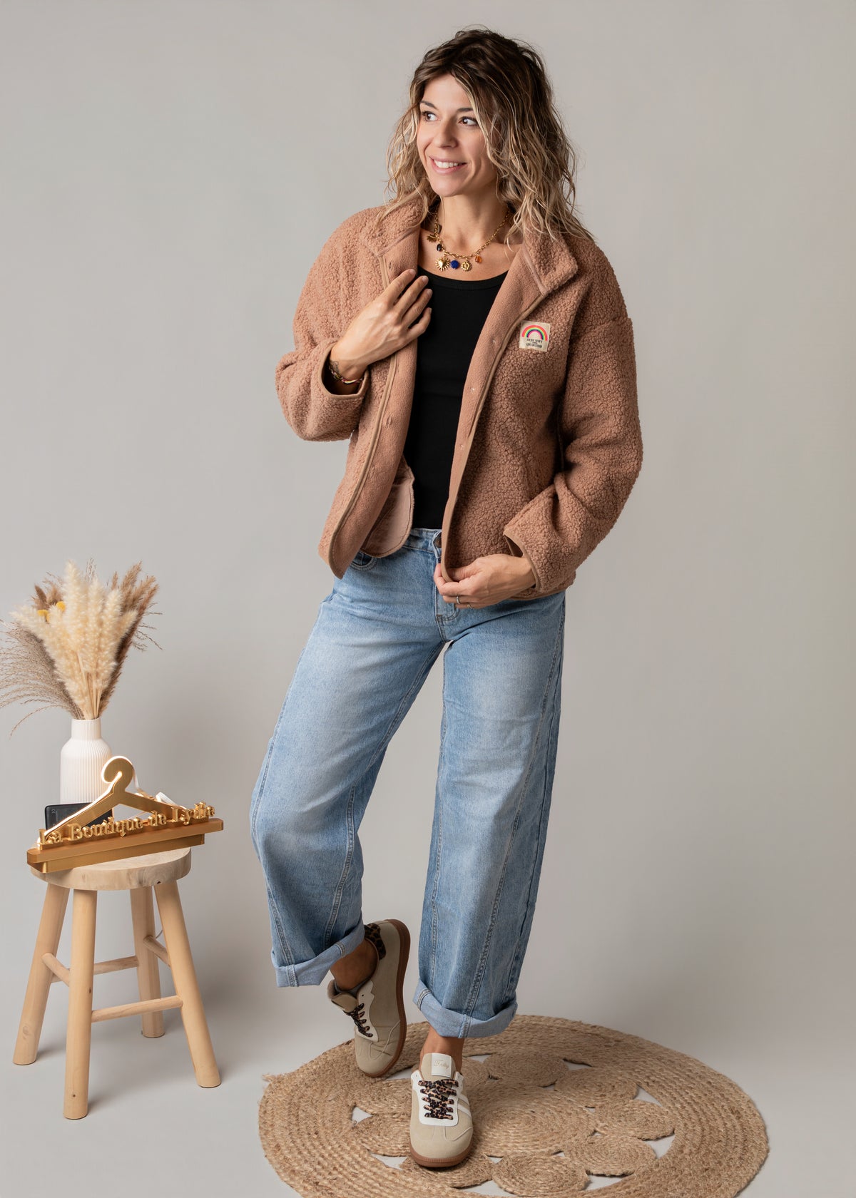 Veste bouclette camel rosé 