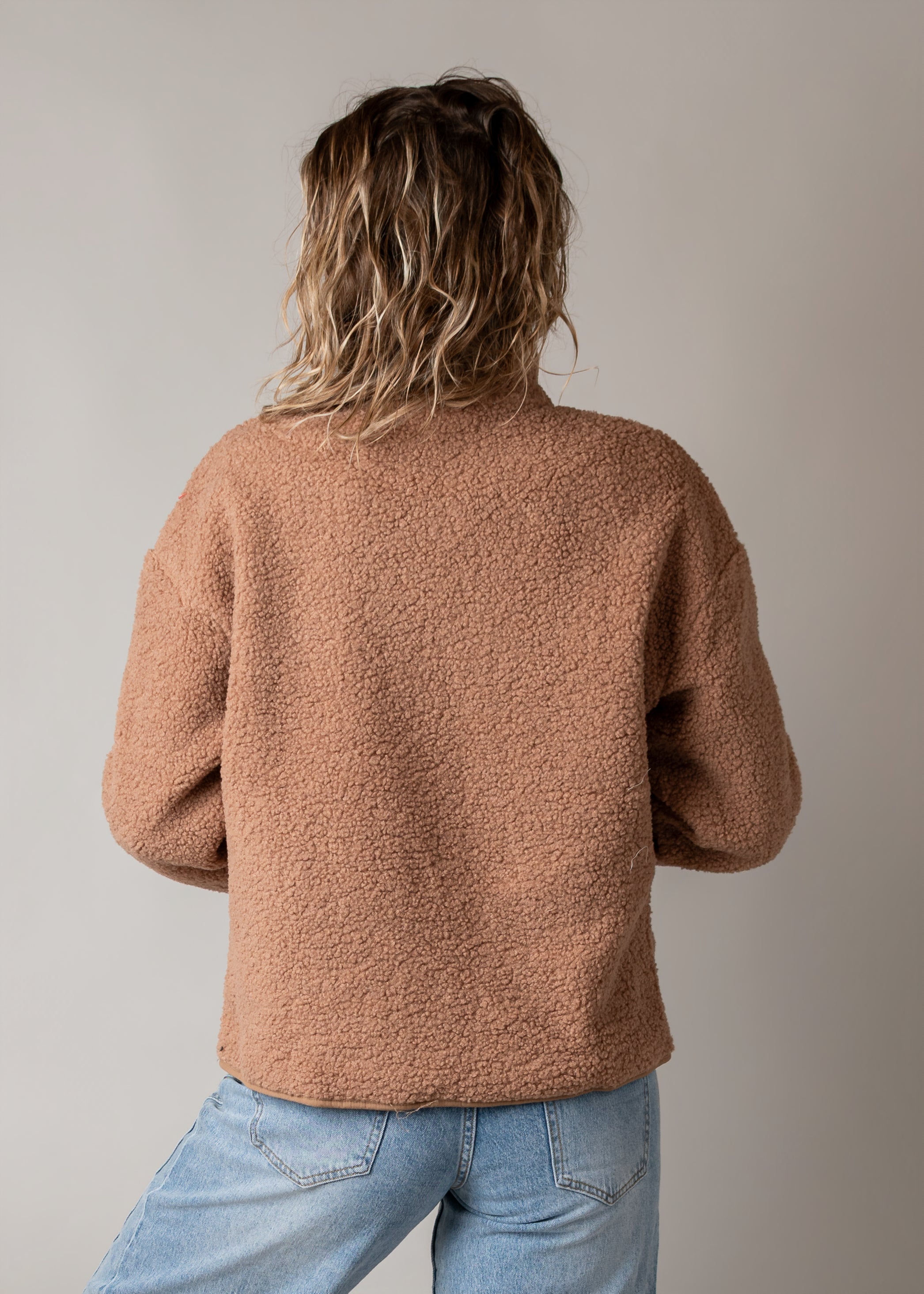 Veste bouclette camel rosé 