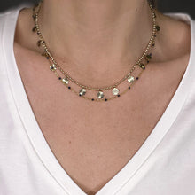Charger l&#39;image dans la galerie, Collier chaines doubles en acier inoxydable doré perles noires
