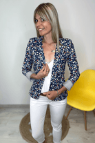 Blazer bleu motif fleuri 
