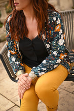 Charger l&#39;image dans la galerie, Bombers marine motifs tropical
